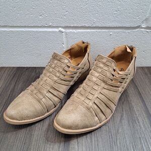 Cupid Brown Ankle Booties Women's Size 7 Casual Zip Up Boots.